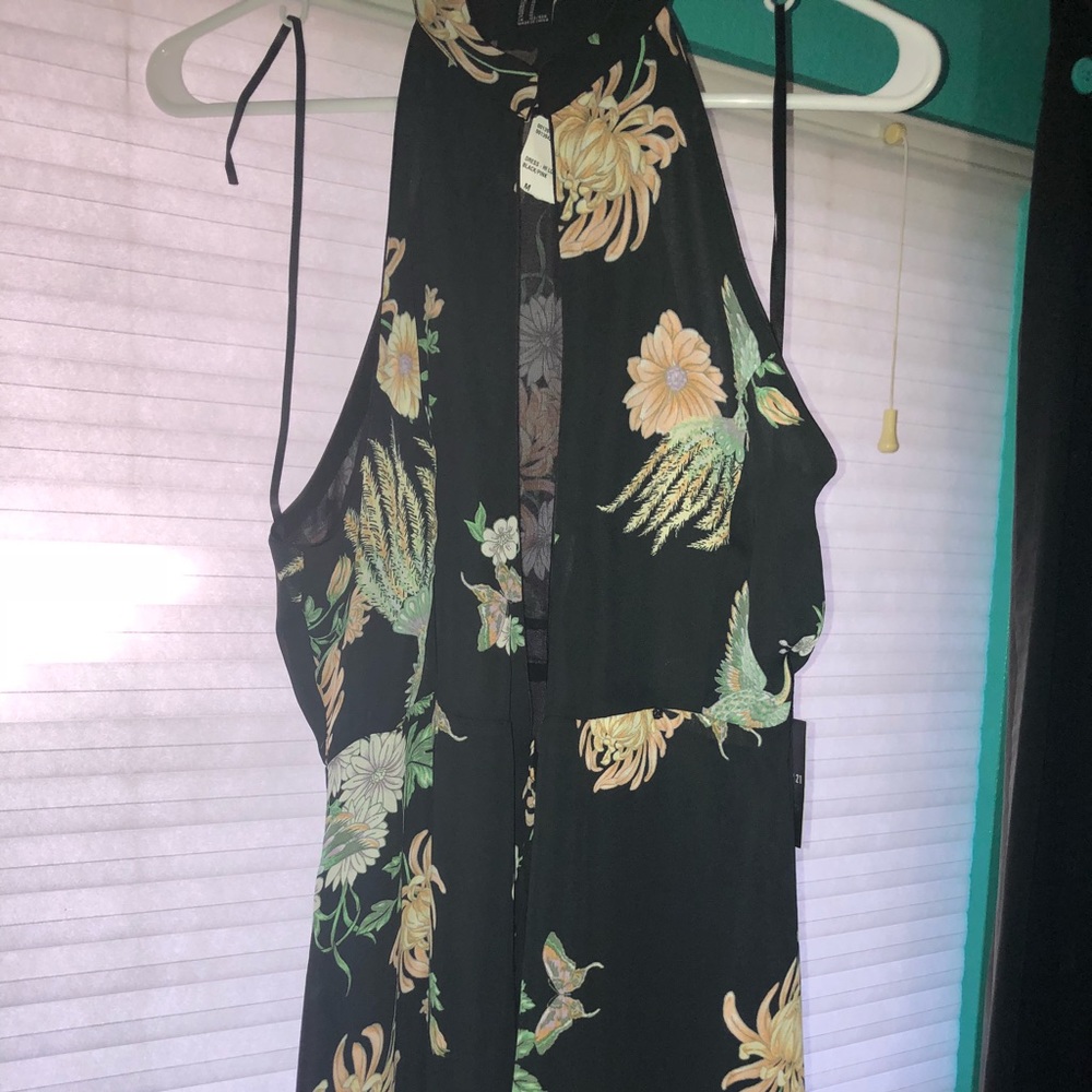Sundress - Picture 2 of 4